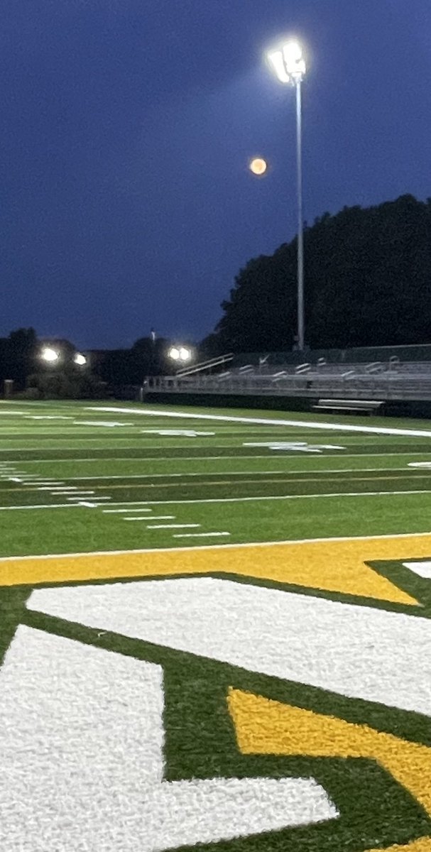 CoachJJCHS's tweet photo. One more wake up… https://t.co/yS77S24r8K