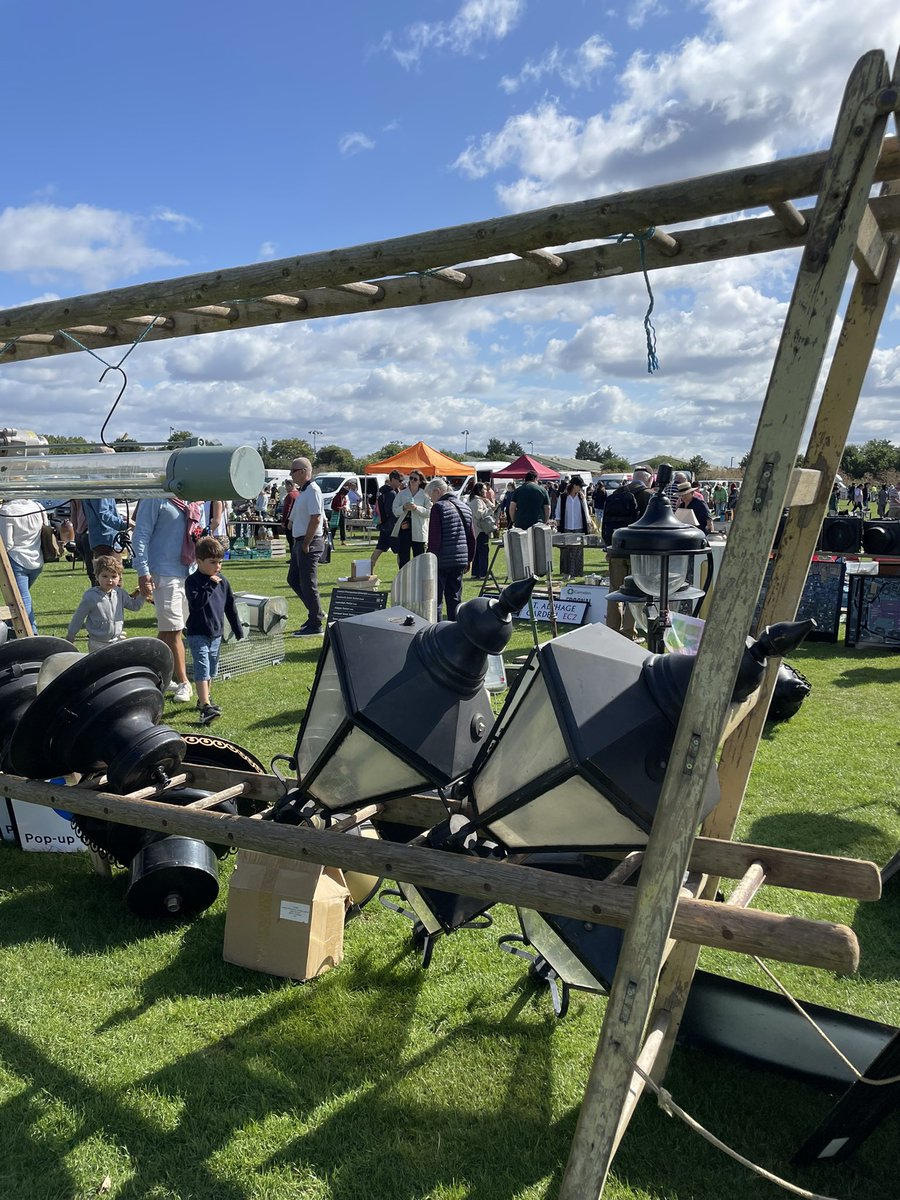 sw19antiques's tweet photo. SUNDAY 3RD SEPTEMBER
Opens 9:30am – 2:00pm
Free Parking
Admission Details:
£2pp upon arrival at the gate. Please note we do not accept contactless payments for entry. Please have the correct money ready in order to assist a speedy arrival (Children under 16yrs free) https://t.co/MLVeJyVBFp