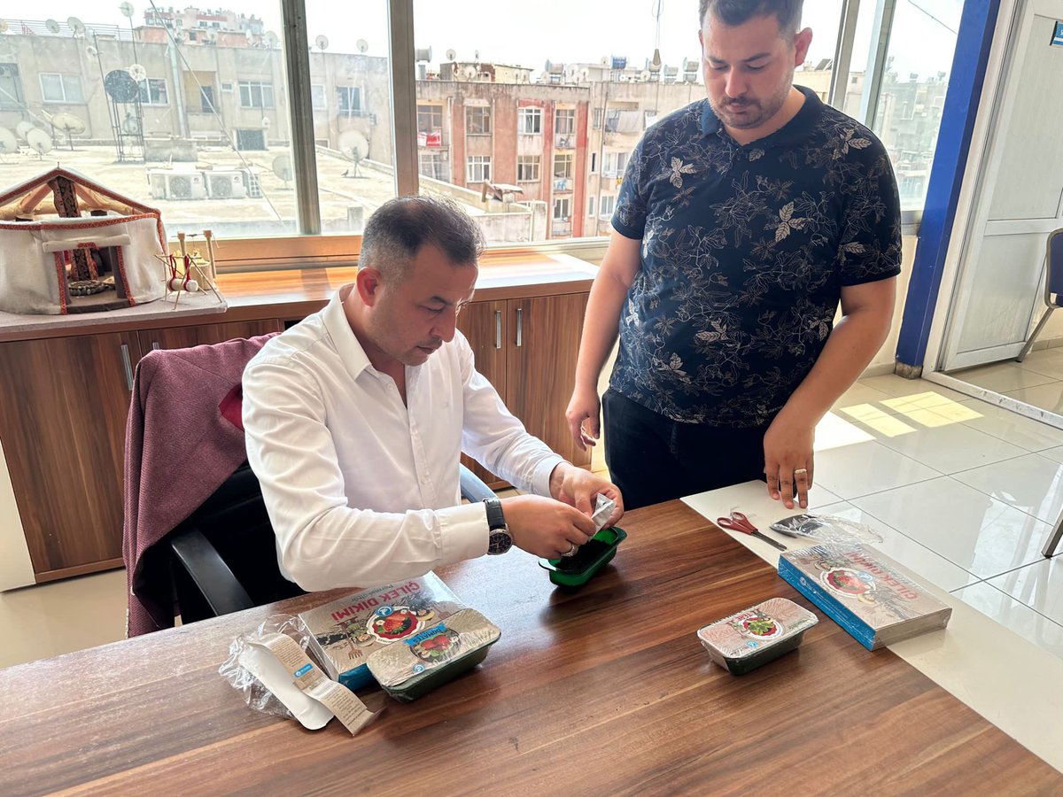 İl Ocağımıza gönderdiği, Çocukları Sürdürülebilir Tarıma yönlendirmek için hazırlamış  olduğu, içerisinde Çilek, Domates, Tere tohumları ve toprağı da hazır bulunan çalışmamızı uyguladık, tohumları toprakla buluşturup, ilk can suyunu verdik.🍅🍓