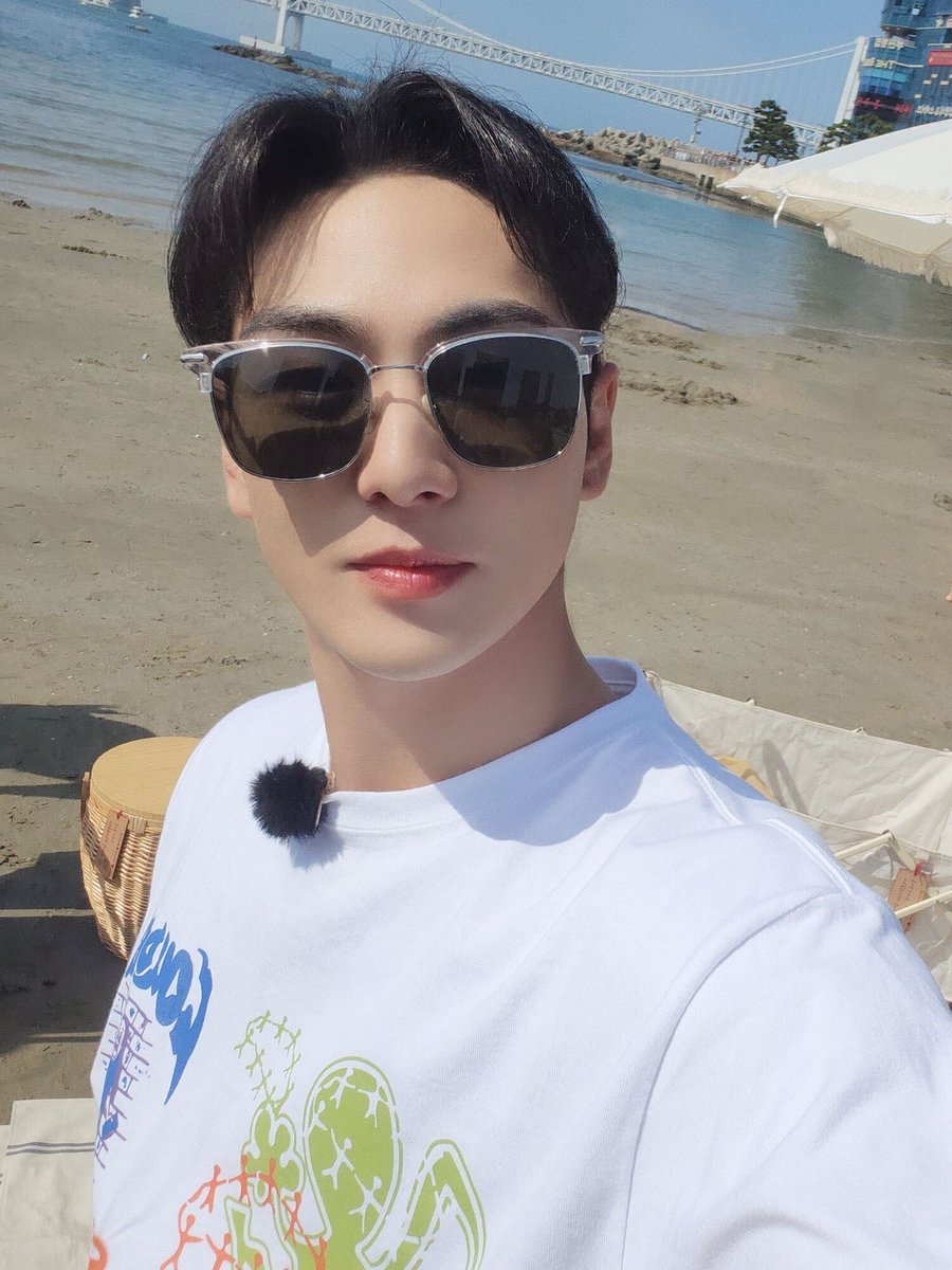 백호(BAEKHO) tweet media