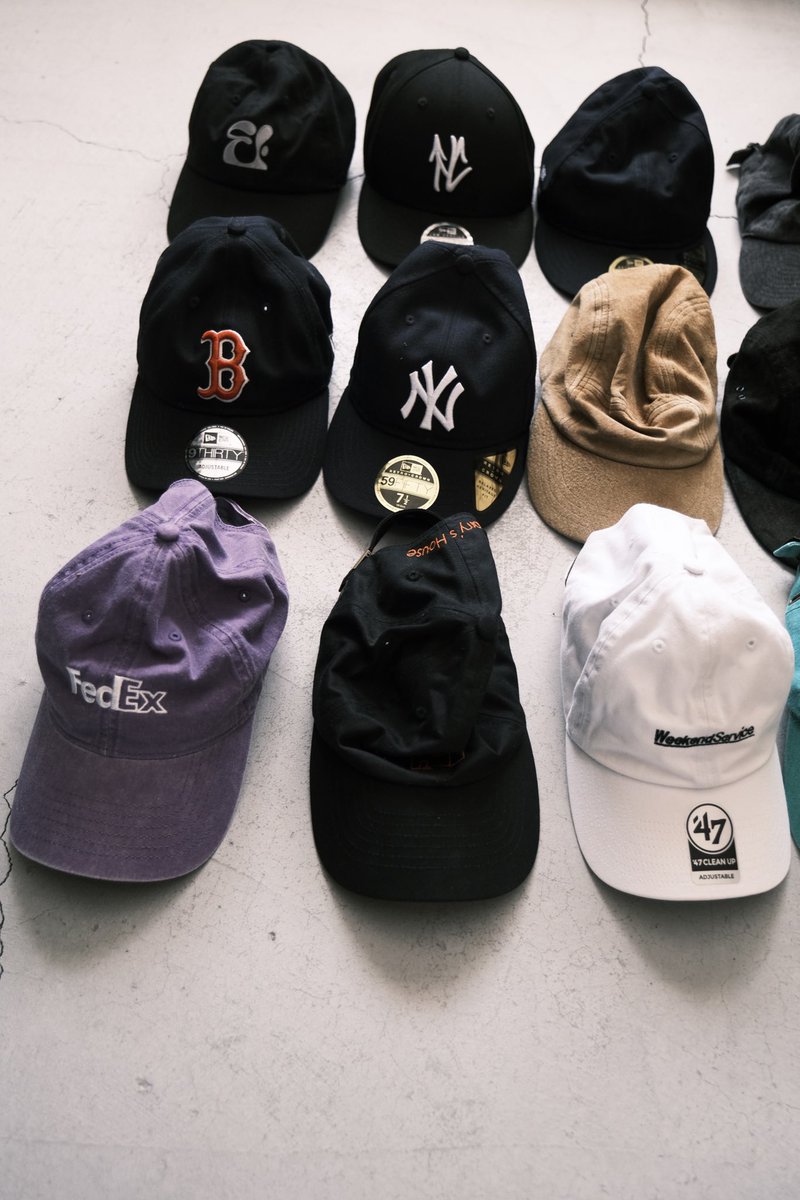 sssszzzz_y's tweet image. my caps
頭は1つです。
.
#supreme
#barbour 
#knowwave 
#freshservice 
#henderscheme 
#newera 
#shinzone 
#bshop
#kaptainsunshine 
#nocoffeefukjapan 
#popw 
#sosite 
#caplover
#日常垢 
#日常垢とつながりたい 
#服好きな人と繋がりたい 
#服すき
