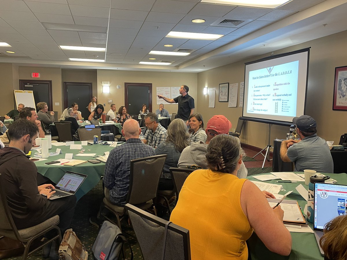 Jennefer802's tweet photo. First day @vtprincipals Leadership Academy with @andrewmarotta21  - looking forward to day 2! https://t.co/wluHjt1HK4