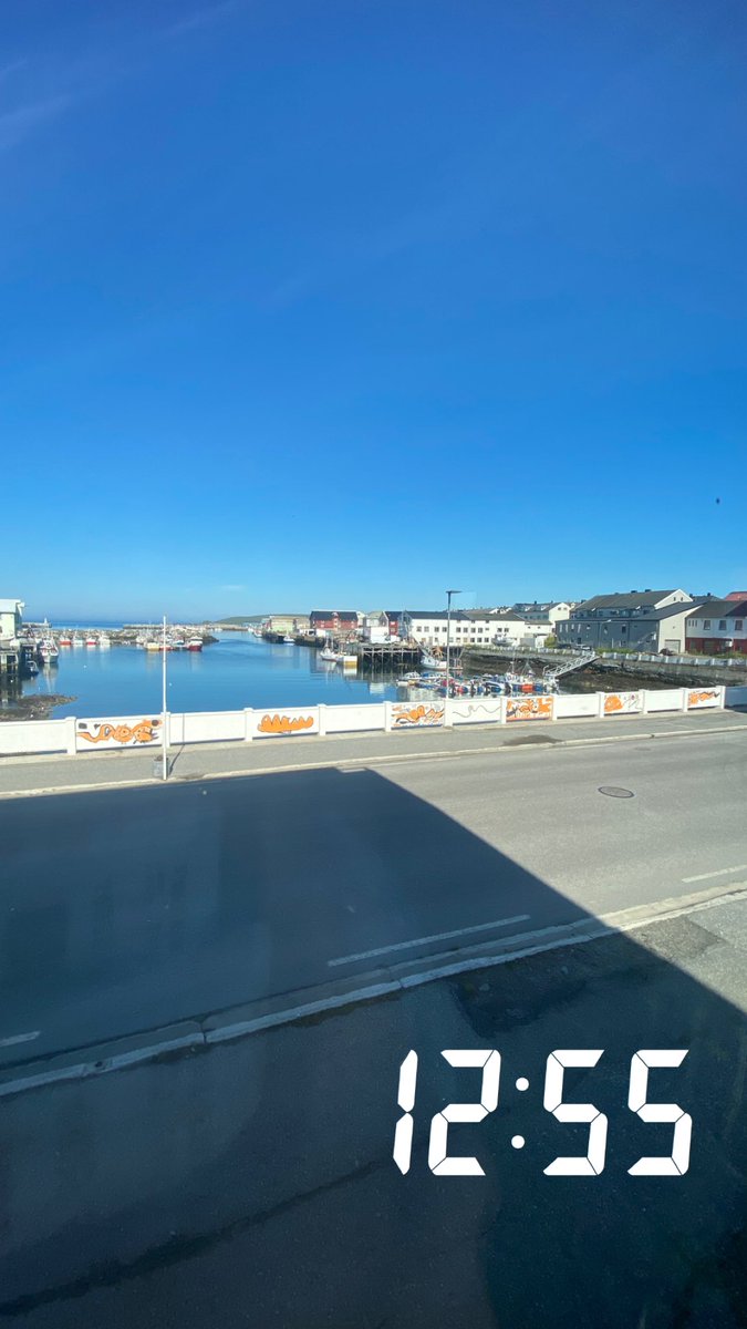 eikanger_lars's tweet photo. @Meteorologene hvor er værstasjonen på Vardø? https://t.co/lb6WYH1KuT