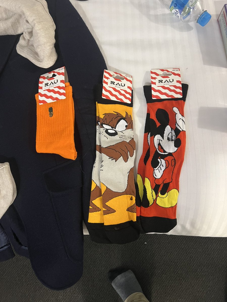 Sam Hussey (@samhussey) on Twitter photo Came to Sydney to just buy these socks. Came to Sydney to just buy these socks.