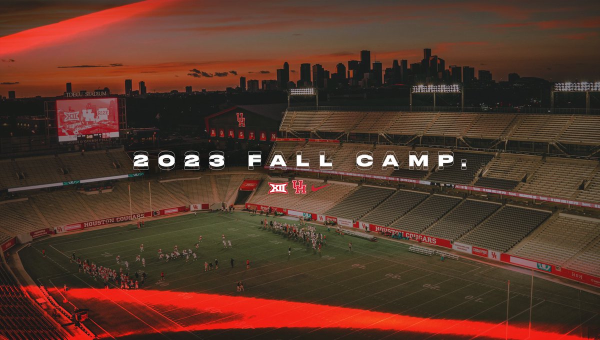 UHCougarFB's tweet photo. Fall camp has arrived.  

#GoCoogs https://t.co/PYVS1Thilf