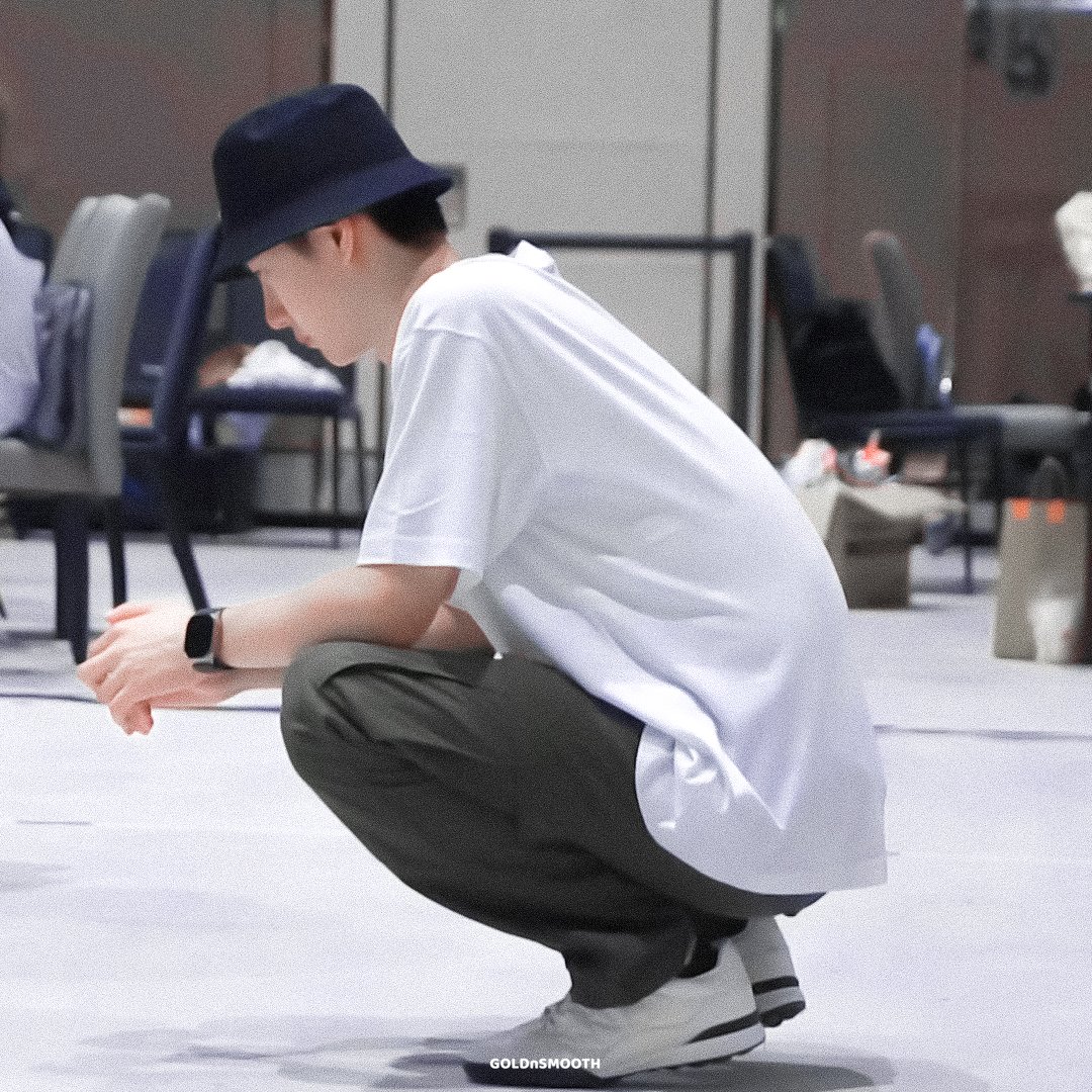85tutufa1's tweet photo. #WangYibo https://t.co/9XtYvrJHgs