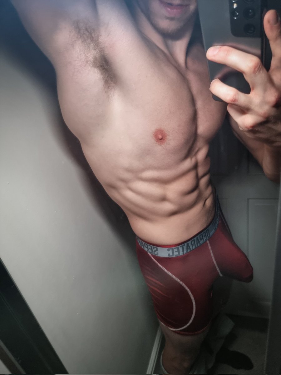 DomLadMaster's tweet photo. Sometimes, all you want to do is GET DUMB and sniff all your money away cause it just feels so good to let go for a man like ME 😈 https://t.co/YVE4BcC3LR