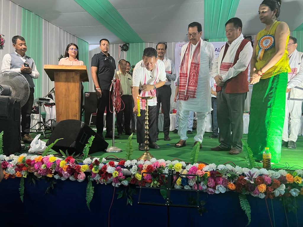 BaloRaja's tweet photo. Accompanied the Hon'ble DCM Shri Chowna Mein ji along with the HMLA Doimukh Shri. Tana Hali Tara Ji and CEs of the Dept of Power to the newly commissioned Gas Insulated substation at 132 KV POWERGRID substation, Nirjuli which is the 1st of its kind in Arunachal Pradesh. https://t.co/vowzedepJ0
