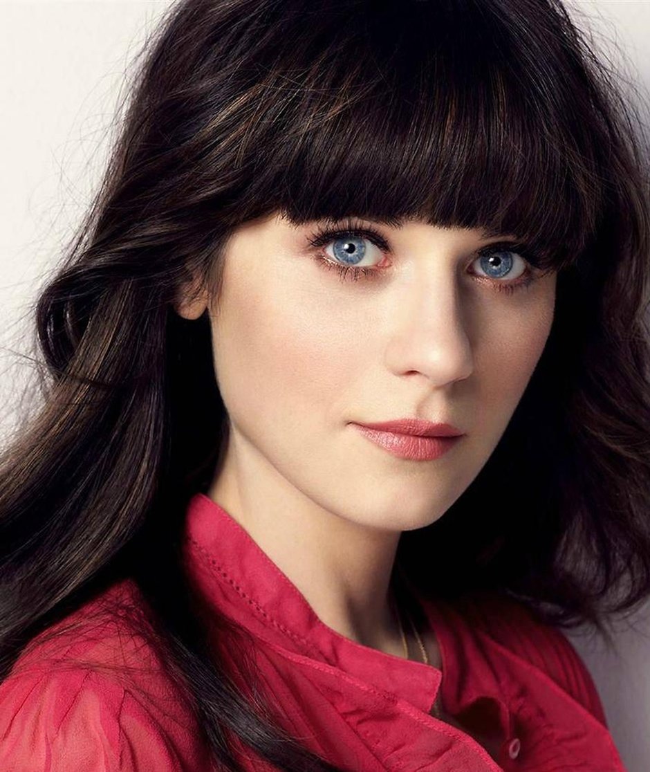 Azra_Vendet's tweet photo. @WhizLinguist; Gentle blushes, and big blue eyes in the glitter of starlight.

Life in the Empire left a sour taste in the mouth, and the acid surrounding her certainly showed in her eyes. But a flower that bloomed in adversity was the most beautiful of all.

#WomanCrushWednesday https://t.co/2mQblcPilE