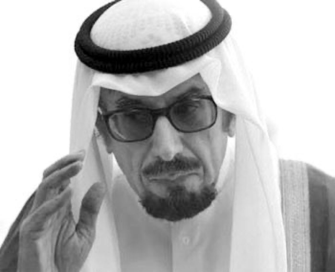FawazBaqer's tweet photo. رحم الله من لم تهنأ له عين قبل أن يرى علم بلاده يرفرف عاليا معلناً للعالم أجمع حرية بلاده على كل من طغى و تجبر .. رحمك الله يا أمير القلوب ..
 #ذكري_الغزو_العراقي_الغاشم https://t.co/Hq24qBbUEw