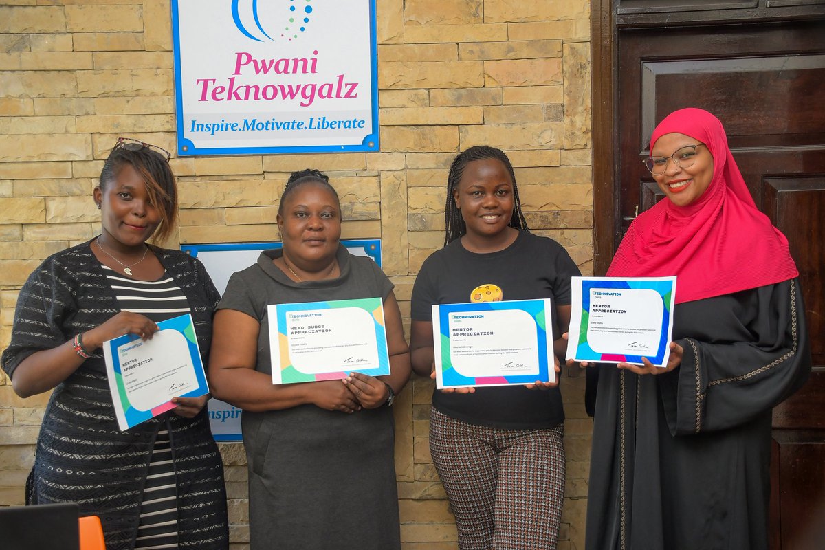 pwaniteknowgalz's tweet image. Congratulations to the wonderful @technovation_KE Mombasa mentors for successfully mentoring 40 high school girls in Mombasa in creating mobile applications with #mitappinventor!