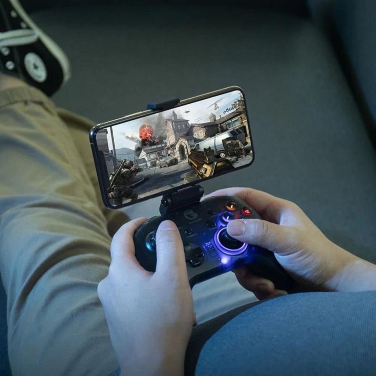 gamedropga3's tweet image. Introducing our Remote E-Book Page Turning Lever, your ultimate companion for effortless reading. 💯 Sit back, relax, and let the magic of technology turn your pages with just a click. 
.
#gamedropgalaxy #ergonomicmouse #verticaldesign