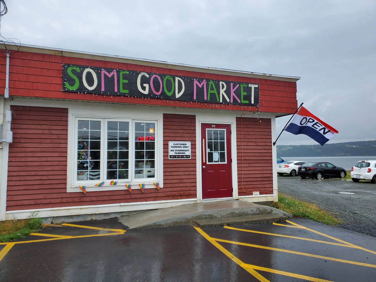 Open 7 days a week in Clarke's Beach...where craft matters! Don't forget a donation for the foodbank!