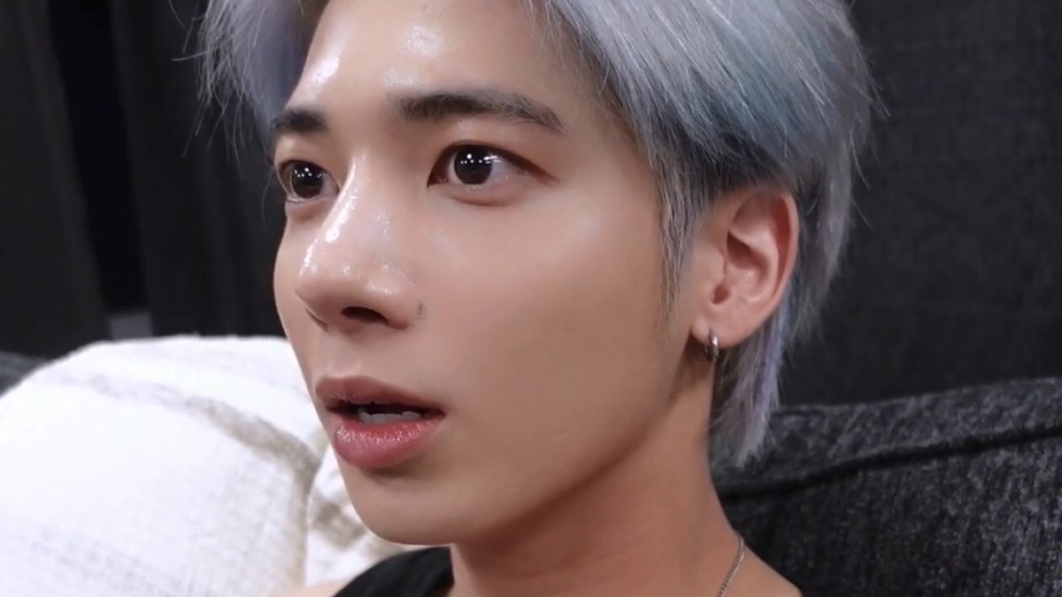 ً (@tyunseyes) on Twitter photo 