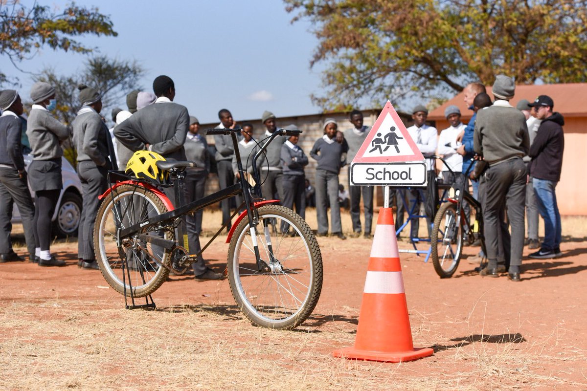 Qhubeka's tweet photo. Today more children are learning how to ride. Just in time for #NewBikeDay tomorrow.

Training involves an introduction to the bicycle, how to use the accessories and spare parts that they will receive, learning to ride as well as basic rules of the road.

#BicyclesChangeLives 🖐🏽 https://t.co/zkxe1P3ity