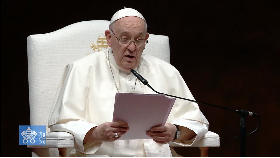 “We realize that the great questions facing us are global, yet we often find it hard to respond to them precisely because our world is divided, and… incapable of confronting together what threatens us all.” #PopeFrancis #PopeInPortugal