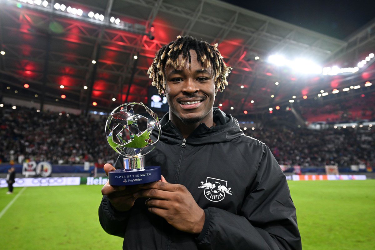 🚨 L’OM apprécierai le profil de Mohamed Simakan pour renforcer sa défense, néanmoins le dossier semble compliqué. 

( 🗞️ : <a href="/MarwanBelkacem/">MB</a> ) 
#TeamOM | #MercatOM