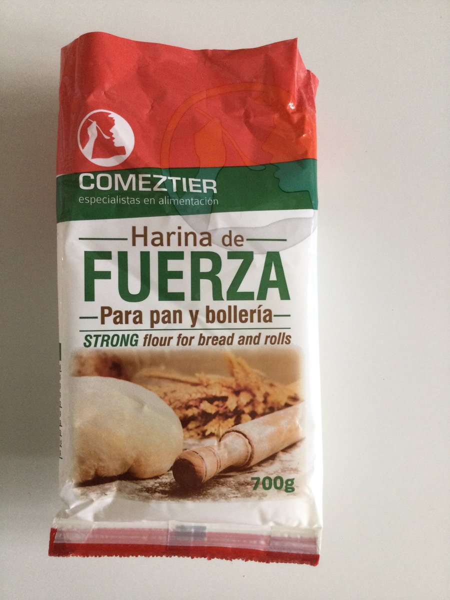 Hola <a href="/yconsumocanario/">Yo Consumo Canario 🇮🇨 🌴</a>. He comprado esta bolsa de harina que se supone es de 700g como se ve la foto y el contenido apenas llega a 500g en mi báscula . Qué hago? #Careca #Comeztier