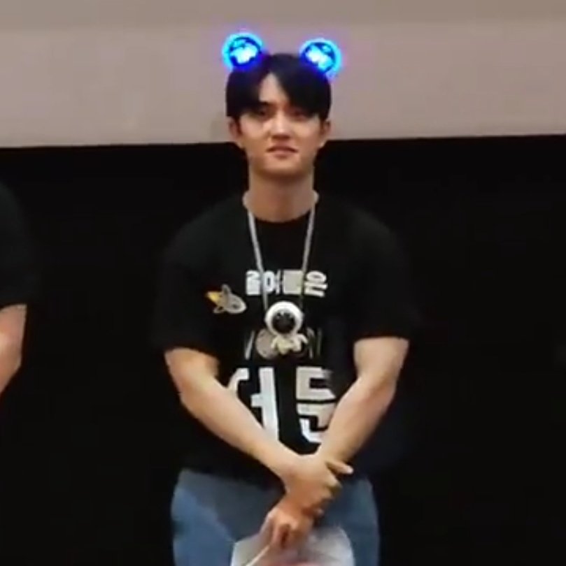 Zziranghee's tweet photo. KYUNGSOO 😭😭😭😭 https://t.co/6bKwaNglqi