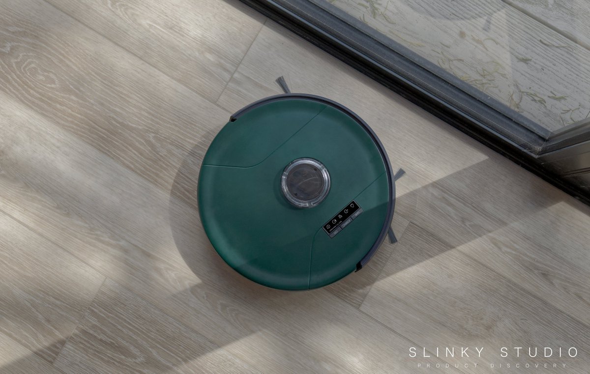 Designed with pet owners in mind. A striking design, versatile mop accessory, & smart mapping tech, this #robotcleaner performs remarkably on hard floors & carpets, tackling dust, dirt and pet hair with ease.

@bObsweep PetHair SLAM Robot Cleaner Review slinkystudio.info/reviews/belian…