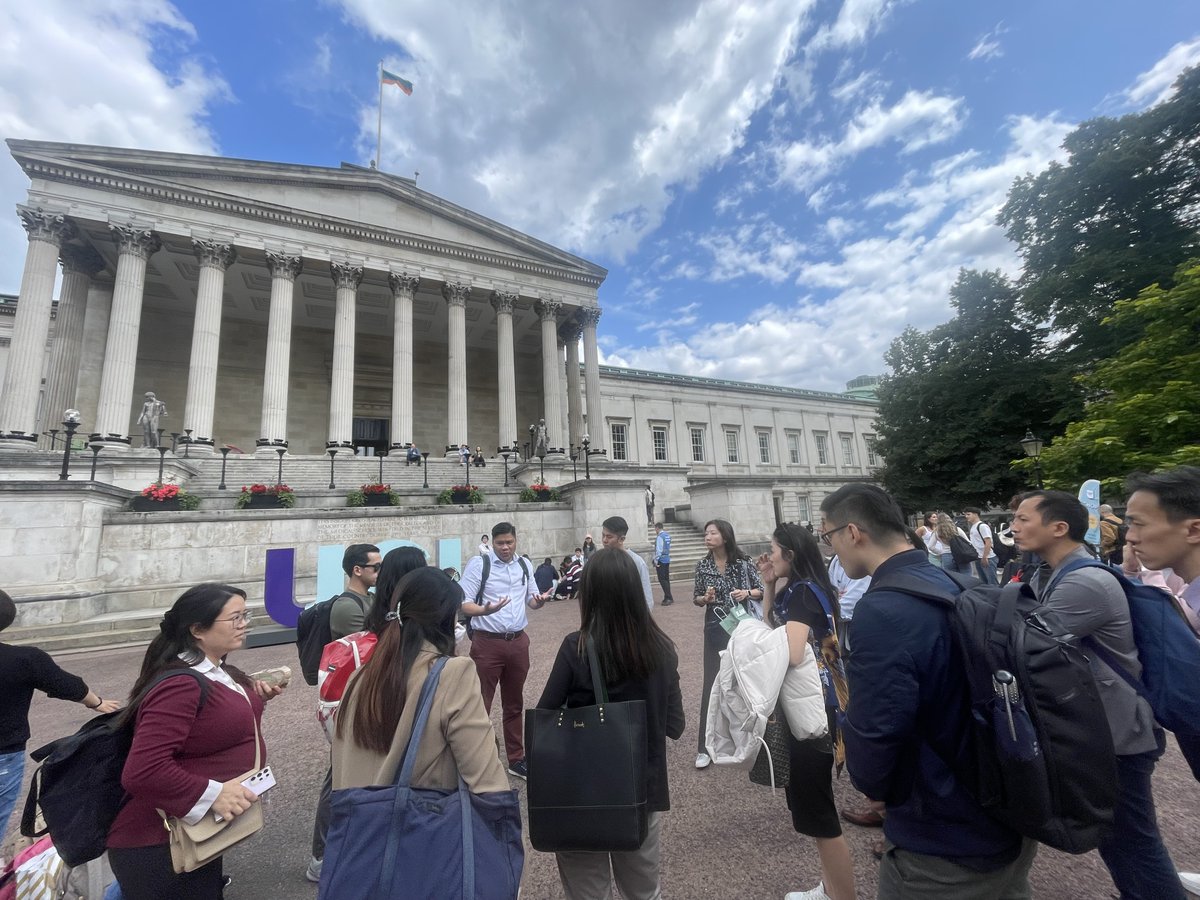 UCLSoM's tweet photo. UCL School of Management recently welcomed 27 students from @sgSMU to #CanaryWharf for the first-ever Entrepreneurship Summer School! 🇬🇧🇸🇬 Their 1-week visit covered 8 academic sessions, a Pitching Competition &amp; industry visits to @GoogleUK &amp; @Level39CW! https://t.co/wOE9HtcsP3 https://t.co/LP7uVxfqQU
