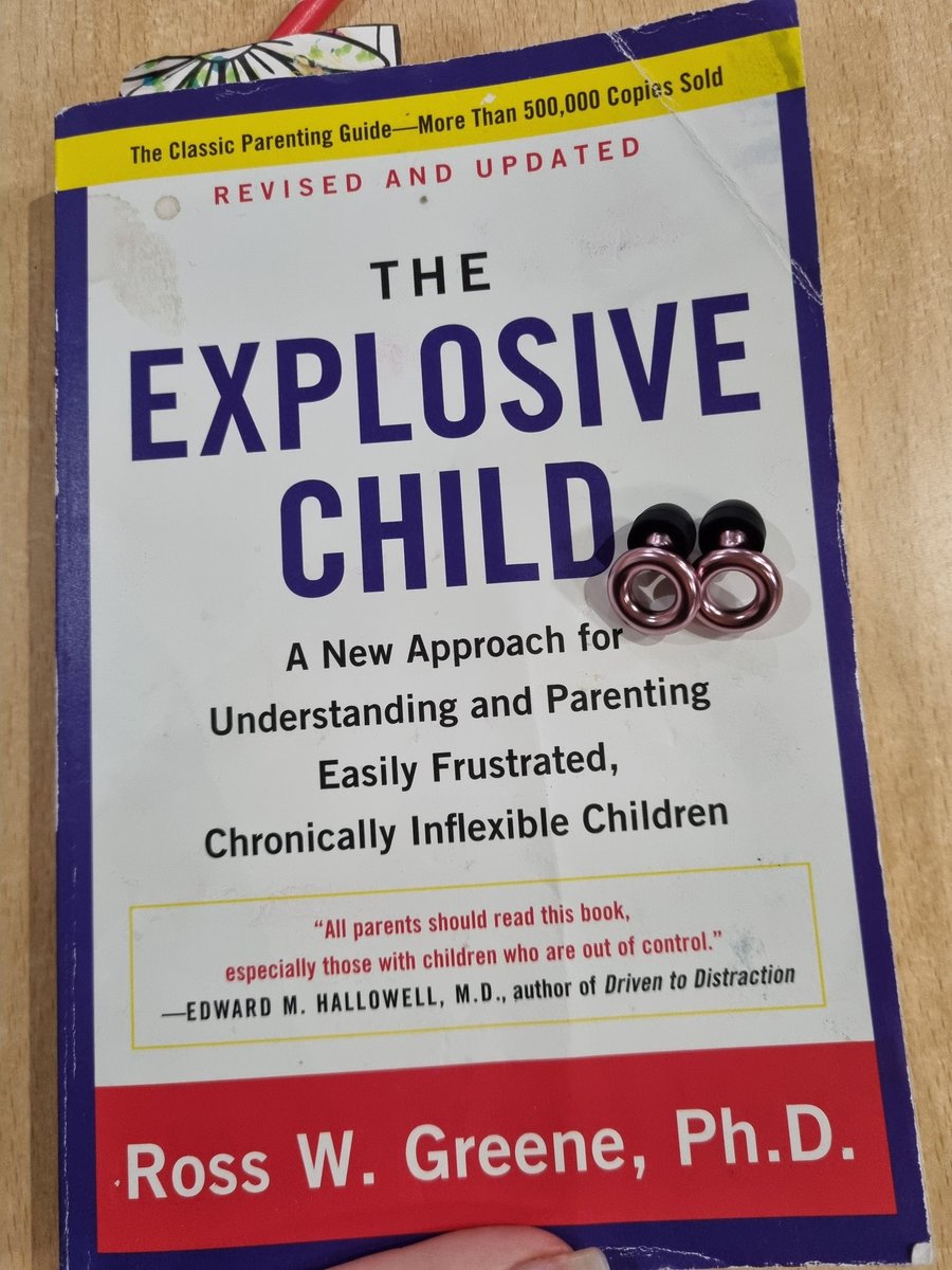 Terrible weather... perfect set up whilst skye runs wild in the playcafe 🤣