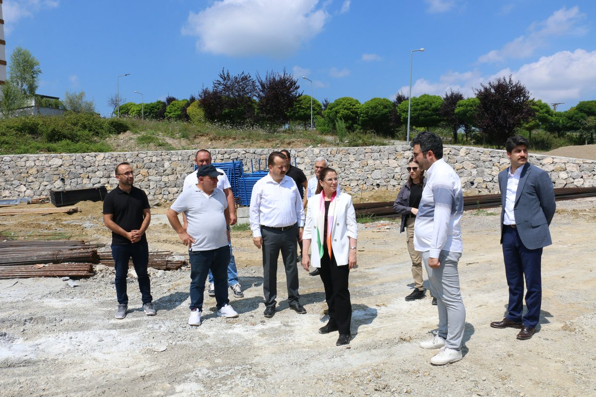 Valimiz Sayın Dr. Nurtaç ARSLAN, Milli Eğitim Müdürümüz Sayın Oğuzhan ACAR eşliğinde ilimiz okul inşaatlarını yerinde ziyaret ederek incelemelerde bulundu ve deprem güçlendirme çalışmalarını denetledi.

Detaylar 👇
meb.ai/4G542v

<a href="/tcmeb/">Millî Eğitim Bakanlığı</a>
<a href="/tcbartinvalilik/">T.C. Bartın Valiliği</a> 
<a href="/OuzhanACAR7/">Oğuzhan ACAR</a>