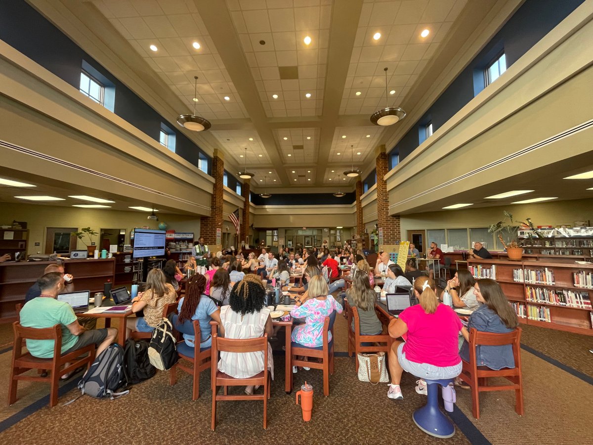 We’re back! 🐾 #PositiveTracksCSMS #Lex1Day1