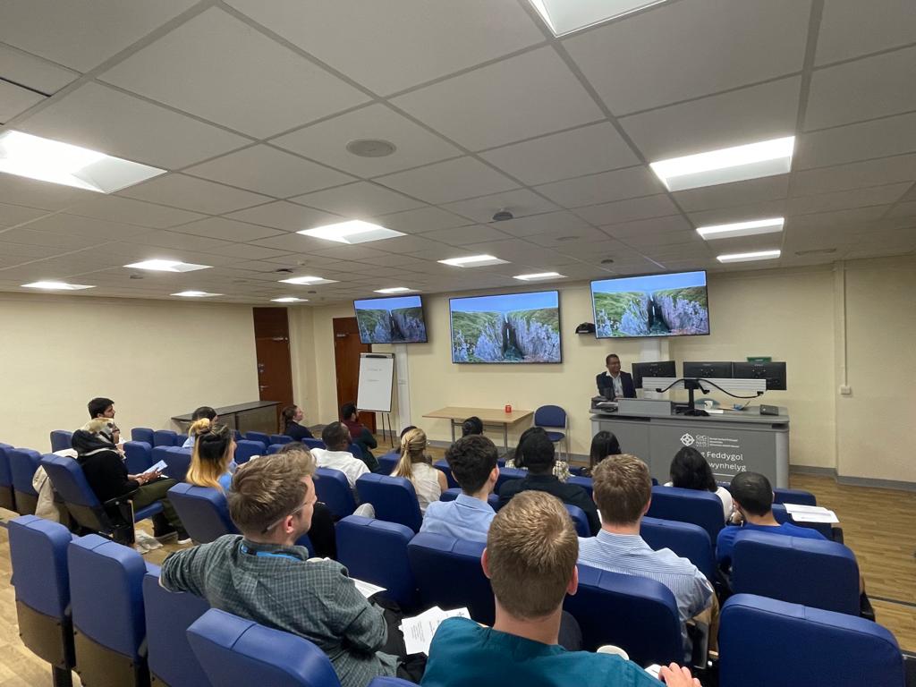 John Evans (@johnvevans) on Twitter photo A huge welcome to our new junior doctors in Pembrokeshire on changeover day <a href="/janicew99/">Janice Williams</a> <a href="/kloerp/">Phil Kloer</a> <a href="/welshcake39/">Meinir Jones</a> <a href="/BethanAndrews4/">Bethan</a> <a href="/lynnjess234/">Jessica</a> A huge welcome to our new junior doctors in Pembrokeshire on changeover day <a href="/janicew99/">Janice Williams</a> <a href="/kloerp/">Phil Kloer</a> <a href="/welshcake39/">Meinir Jones</a> <a href="/BethanAndrews4/">Bethan</a> <a href="/lynnjess234/">Jessica</a>