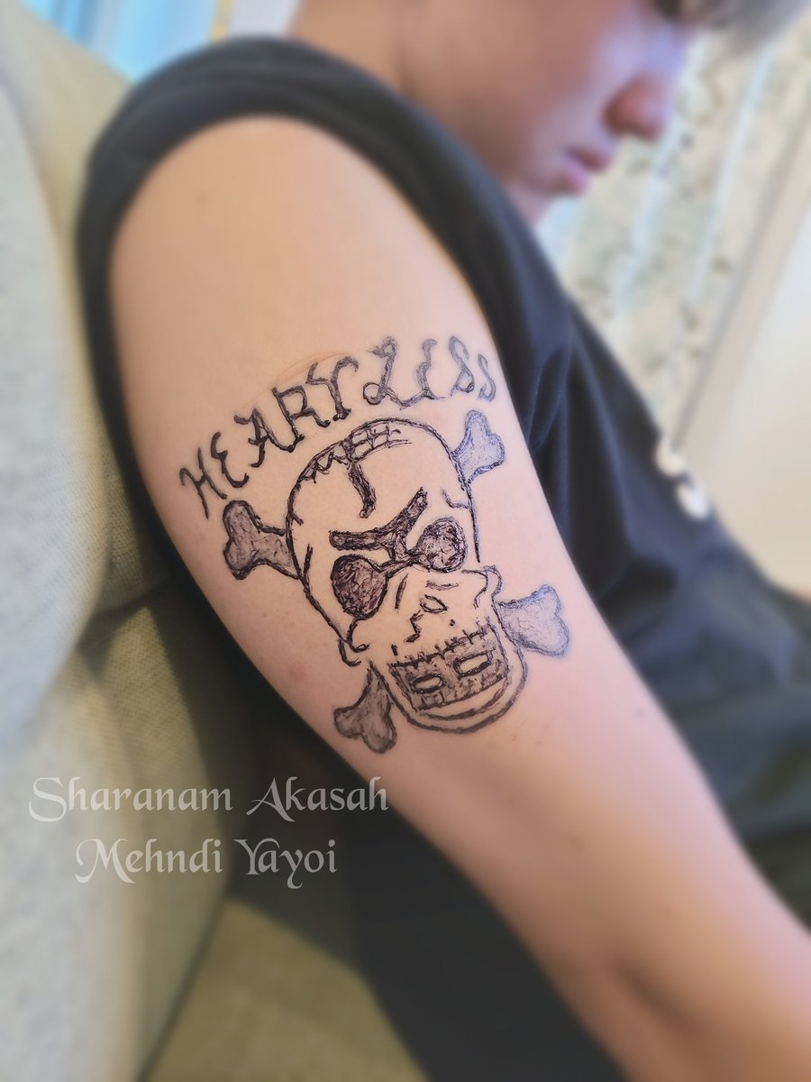 sharanam_841's tweet photo. ☆男子に☆
久しぶりに10代の男子にジャグアタトゥーを描きました!
#jaguatattoo #jaguajapan #huito #2weektattoo #faketattoo #ジャグアタトゥー #消えるタトゥー #10代男子 #ラッパー #ドクロ https://t.co/Q0eebn6cxl