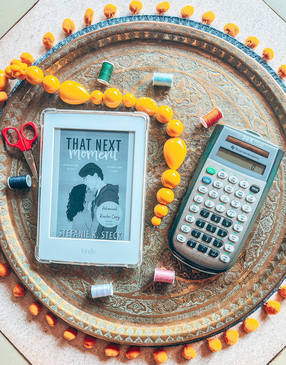 💜That Next Moment💜 by Stefanie K. Steck is now available on Amazon: a.co/d/ewC2ZPK

#BookTwitter #NewRelease