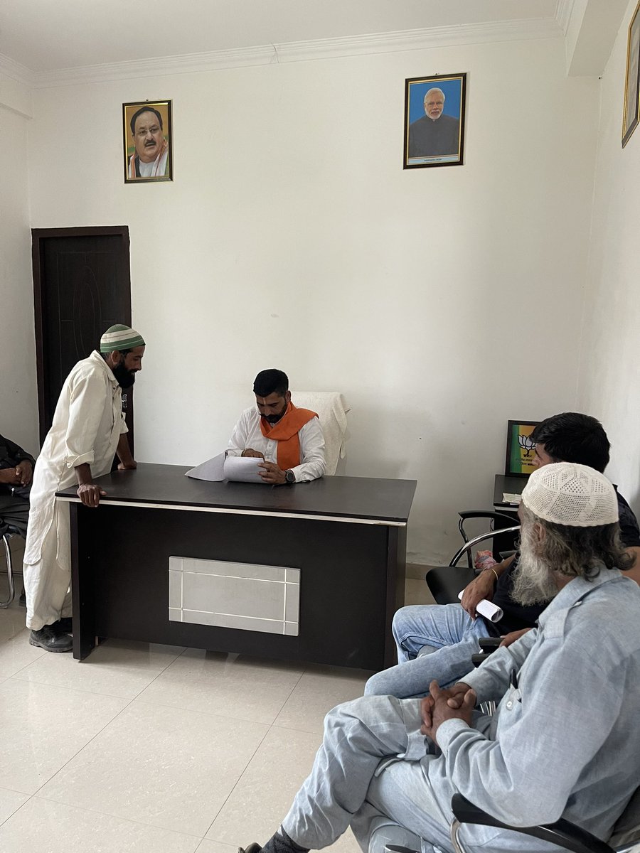 Rajeshw0043's tweet photo. Today a delegation from Pogal  Paristan visit at my office on serious issue  after that visited at DC Office along with the elected representatives and people's  of  Pogal Paristan and give assurance to people  for Justice.@dcramban @DrJitendraSingh @AshokKoul59 @RavinderRaina https://t.co/66djbxmjH4