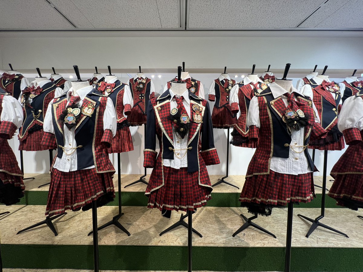 AKB48 大衣装展～オサレカンパニーの世界～」アイドルやめたいなっ