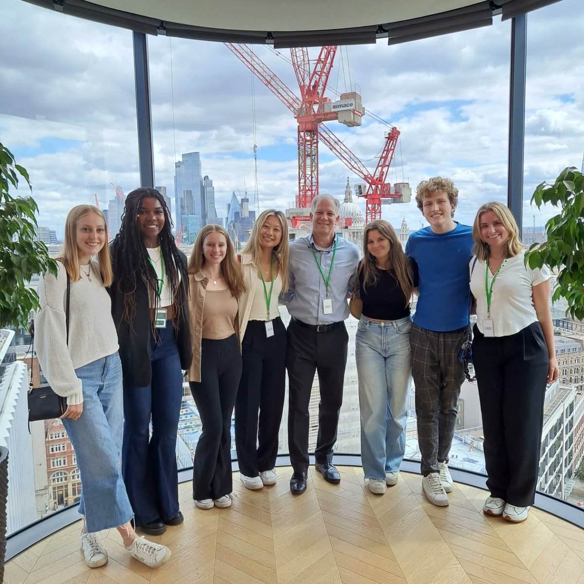 Visiting with the Deloitte team discussing the Future of Work was a perfect way to end the summer session in London. Thank you to Ed Walker, Sam Shindler-Glass, and Paige Kane for arranging and facilitating the student experience. @fsubiz @fsulondon @fsuip @deloitte_uk @Deloitte