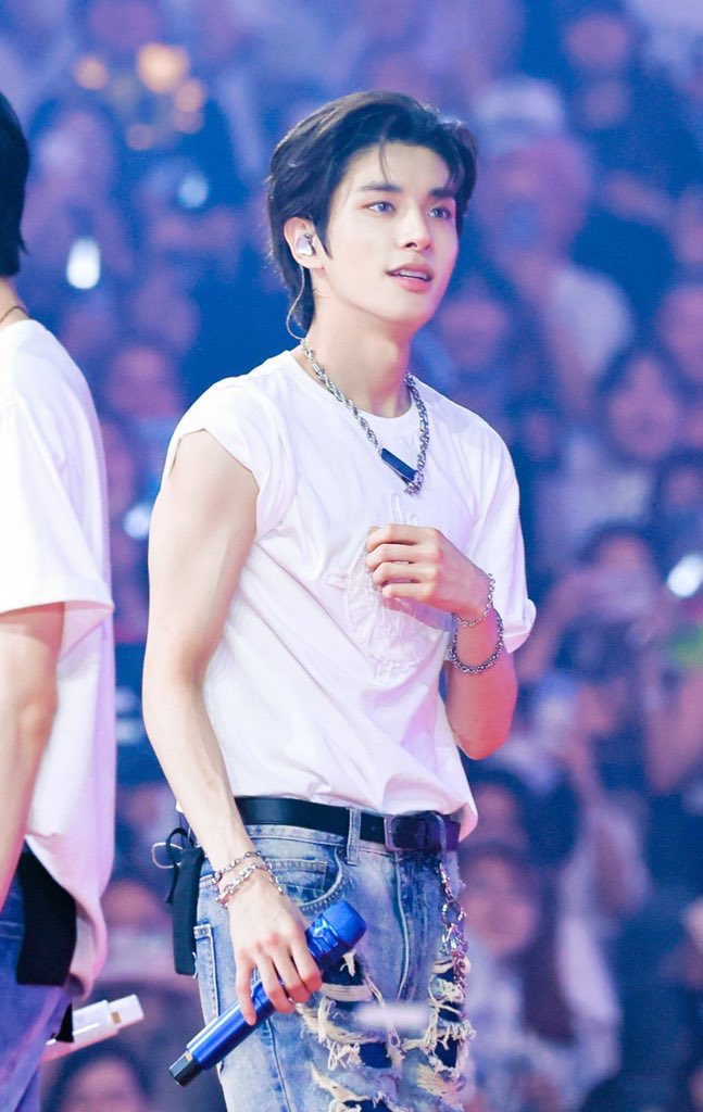 15ARCHIVEz's tweet photo. idk anymore😫 #ENHYPEN_JAKE #제이크 https://t.co/XAc9nOF6QE