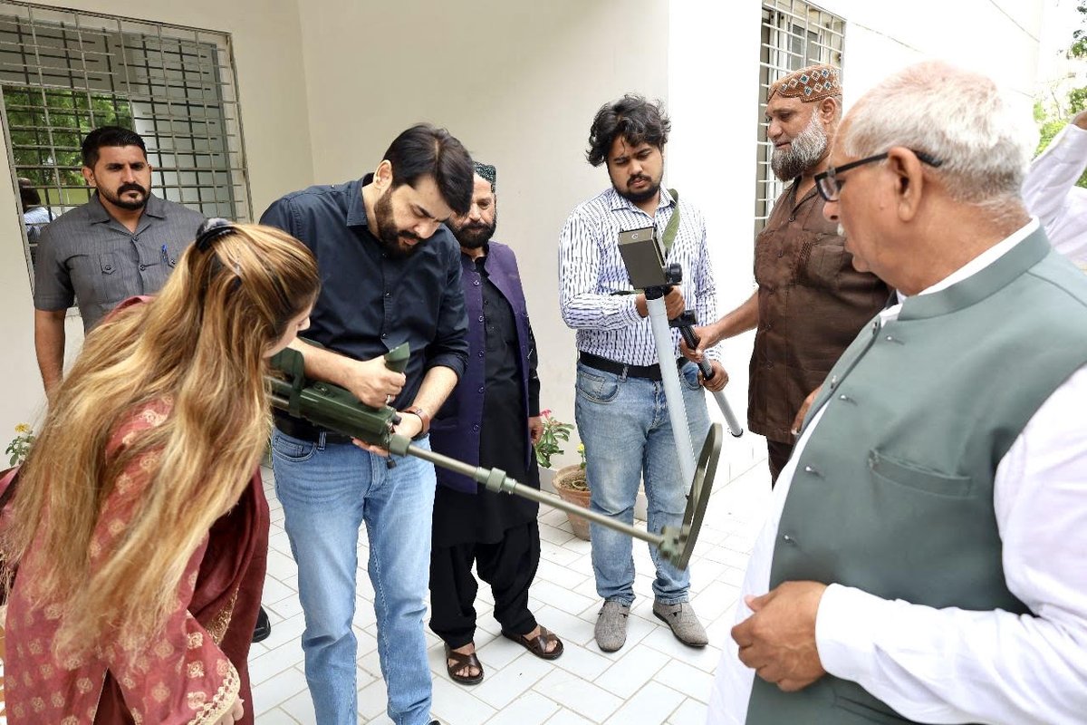 UNODCPakistan's tweet photo. Commencing a Specialist Training on Countering IEDs and EOD in Karachi! Building capacities of Civil Defence Department Sindh to enhance public safety. Thanks to @StateINL for funding this vital initiative. 
#CounterIED #PublicSafety #Collaboration https://t.co/imr7MJwFQf