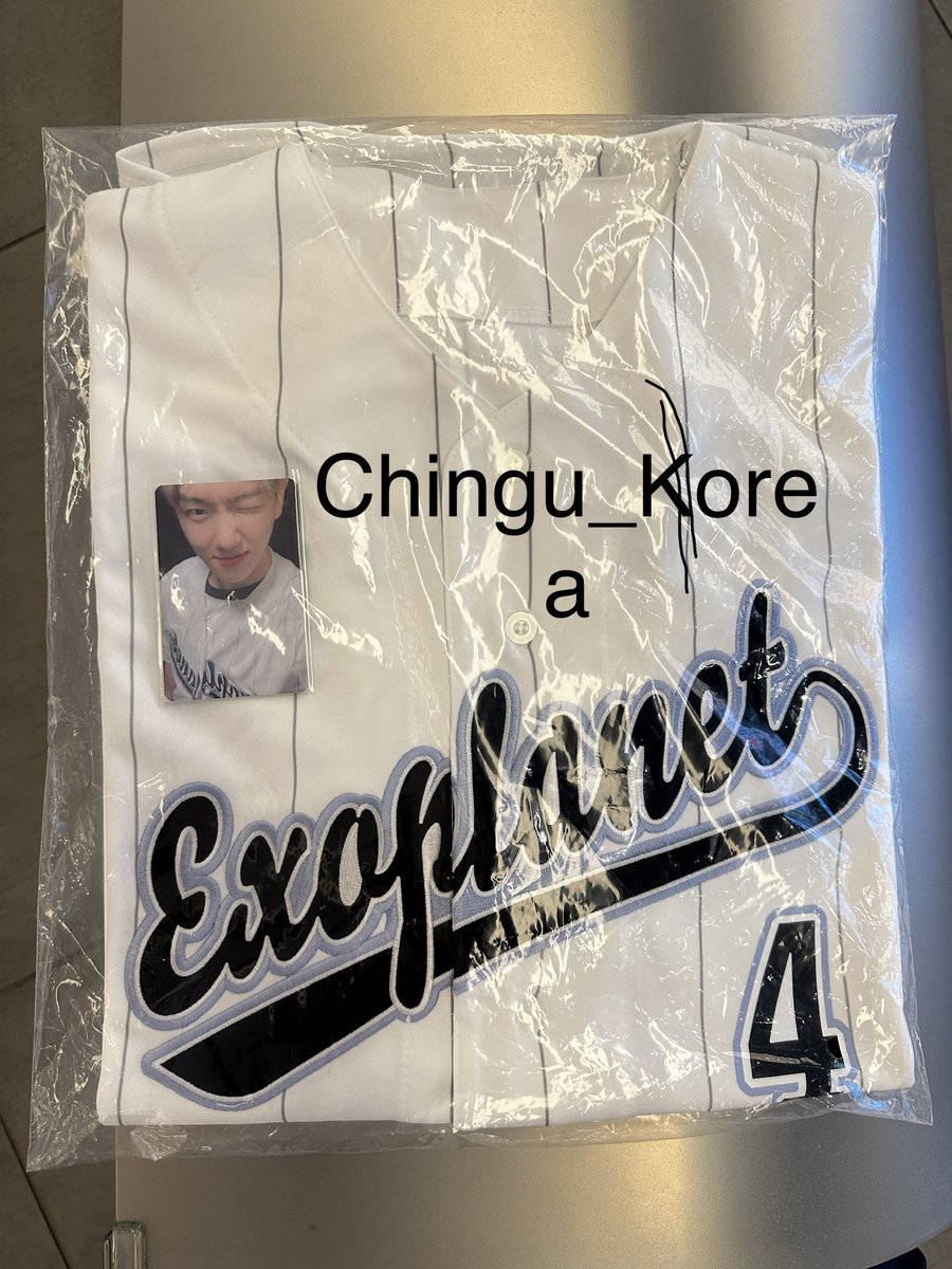 Chingu_Korea's tweet photo. [EXO] BAEKHYUN BASEBALL UNIFORM + PHOTOCARD

⭐️UNOPENED⭐️
⭐️ Ready To SHIP⭐️ https://t.co/0vo4cKEXOg