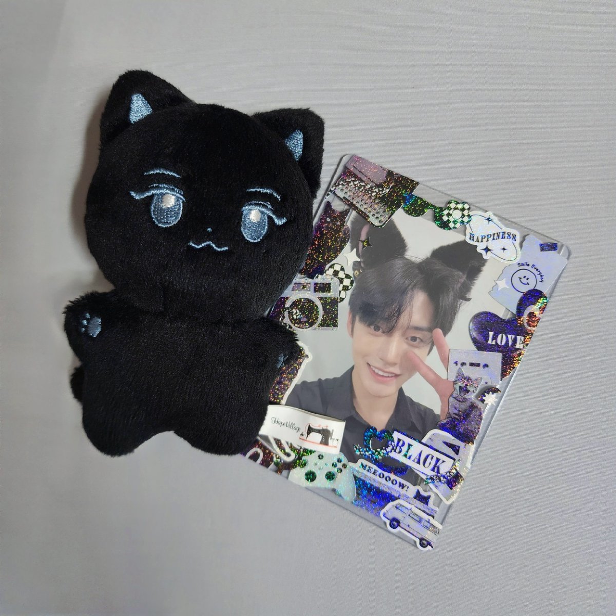 joyful_golgol_'s tweet photo. #깜웅냥_왔다냥 
웅냥이 실물이 훨씬 귀엽고 이뻐요ㅠ  거기다 털도 보들보들해서 되게 기분 좋아요😆 웅냥이 만들어주셔서 감사합니다🩵🫶🏻 https://t.co/FADlJkKTFy