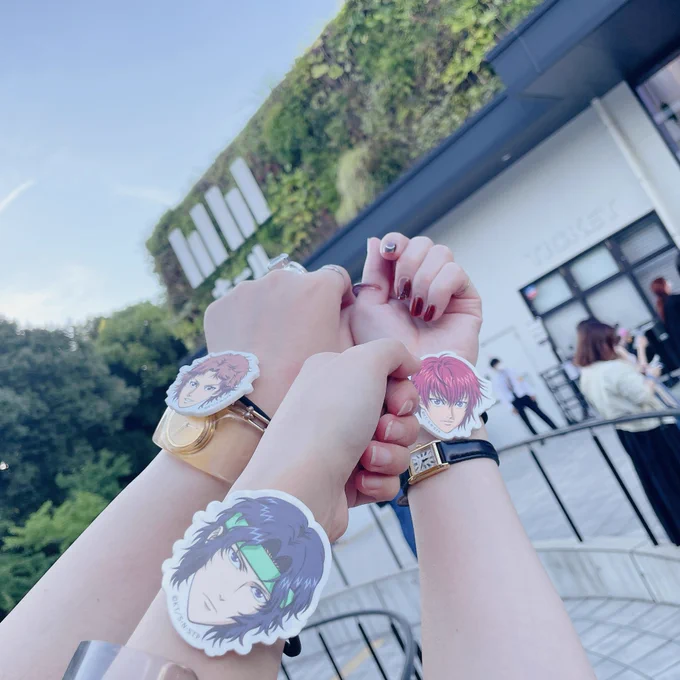 誘ってもらってミリしら人生初ミュ浴びてきましたすーーーーごい楽しかった! さえさんにメロメロになって帰ってきました 改札で「ありがとさーんかく」ってバイバイし忘れた事が心残りです
