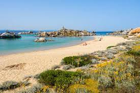 schouten99's tweet photo. Vanuit Porto-Vecchio: rondvaart door de Lavezzi-archipel #corsica https://t.co/JO6FZLiiKu https://t.co/tFsjzOvcLd