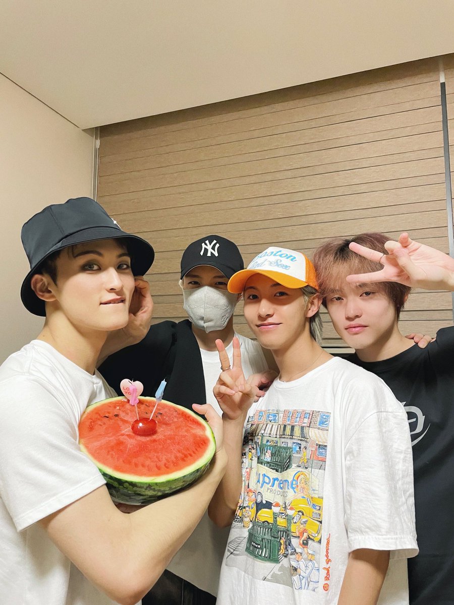 clouwoo's tweet photo. BABIESSS https://t.co/CKtvSs5uXq