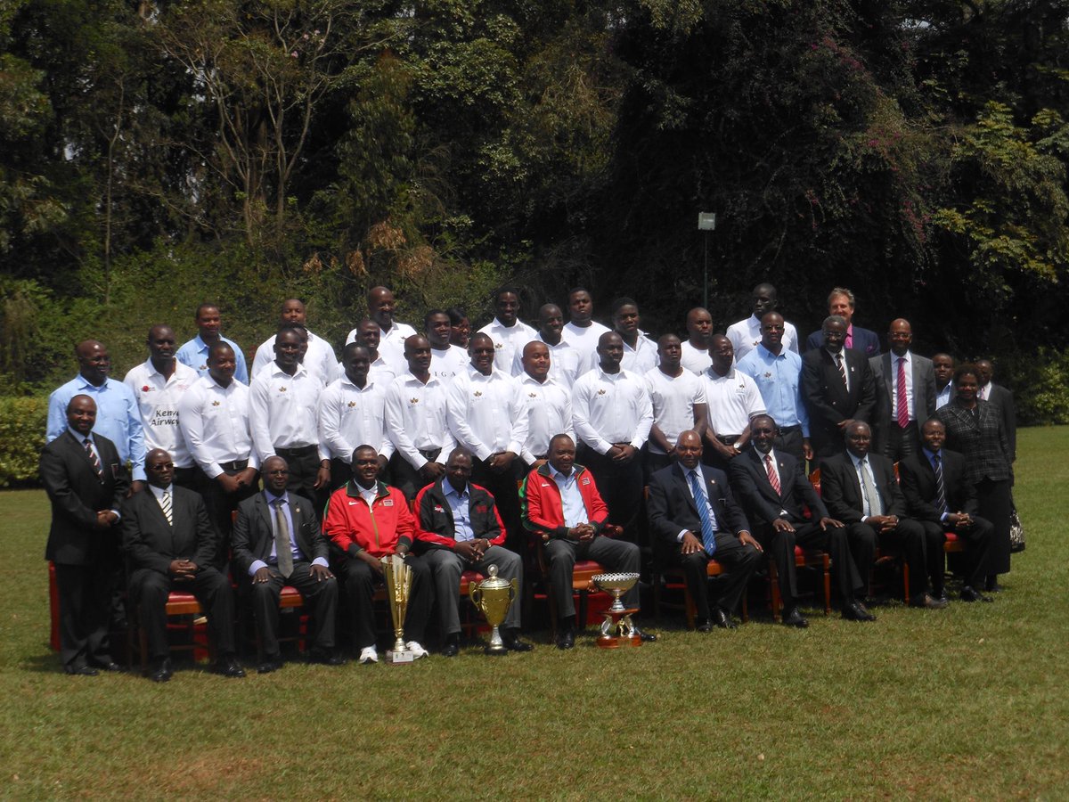 MichKatami's tweet photo. FB reminder -10 years ago today we were at State House with the rugby teams.

2nd August 2013 - President Uhuru Kenyatta  received  flag from Kenya 7s; received CAR7s, Kenya 15s Elgon Cup and CAR Cup trophies. 

President hand over the flag to athletics team to Moscow

(📸/ Me) https://t.co/Kq5d3rBVWr