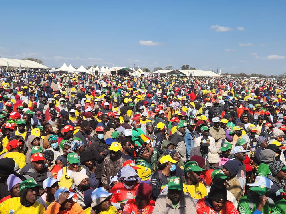 zanupfbyoinfo's tweet photo. The myth that Bulawayo is a CCC town has just been smashed....someone is sleeping with their shoes on tonight! Back to the drawing board, see you 2028 ✌️ @zanupf_patriots @nickmangwana @TendayiZinyama https://t.co/uXtSICIwZr