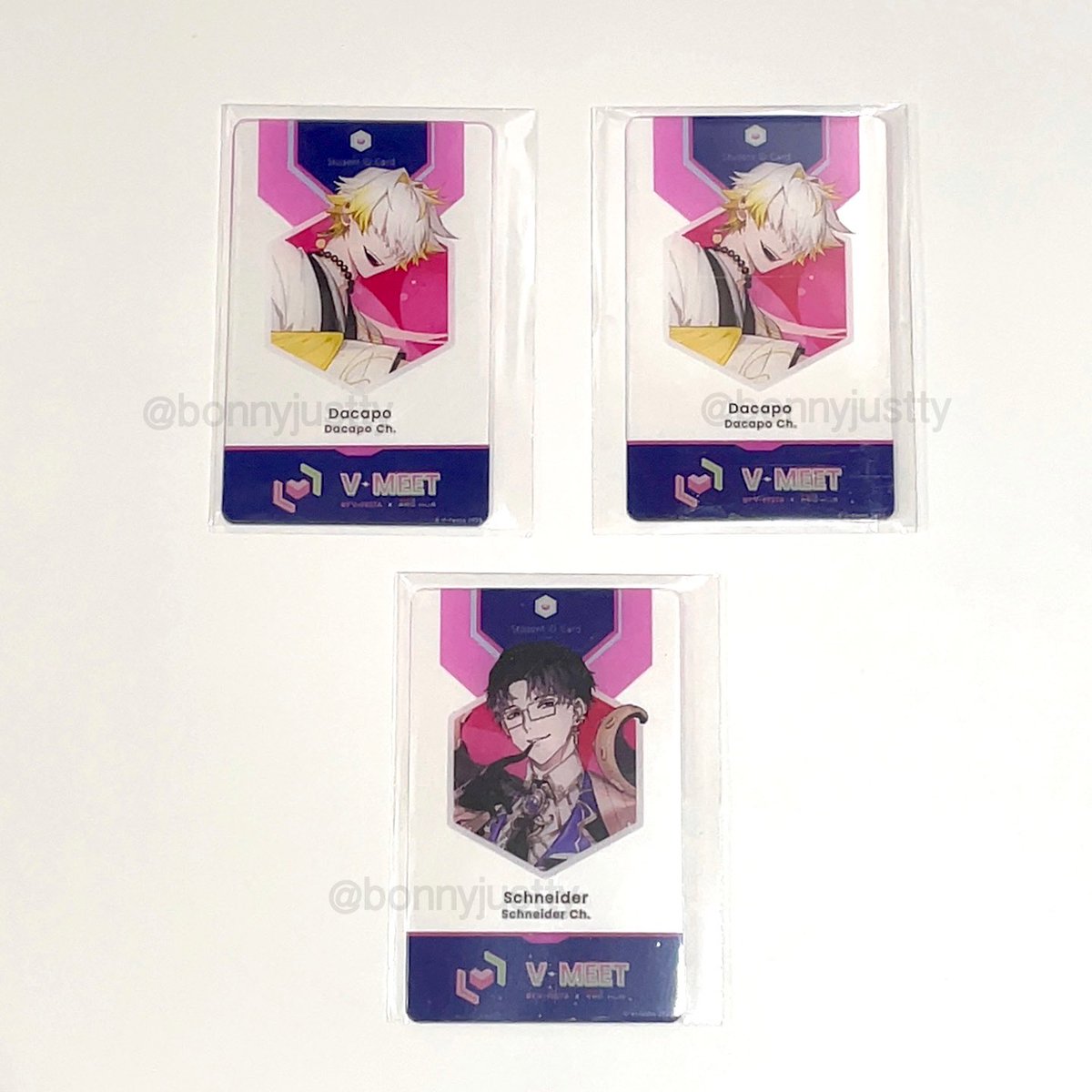 bonnyjustty's tweet image. ꒰แจกบัตร PVC งานVfesta ดากะ&amp;amp;ชไนเดอร์꒱

กติกา: รีทวิต+เมนชั่นบัตรที่อยากได้ พร้อมบอกเหตุผลที่ชอบอรอ(ex.ดากะ/ ชอบอรอเพราะ..)

เราจะประกาศคนที่ได้ 3 คน วันที่ 6 ค่ะ
*ห้ามนำบัตรไปขายต่อโดยเด็ดขาด!*

#Vfesta #วันนี้จุ๊แบ๊ะหวานแจกอะไร