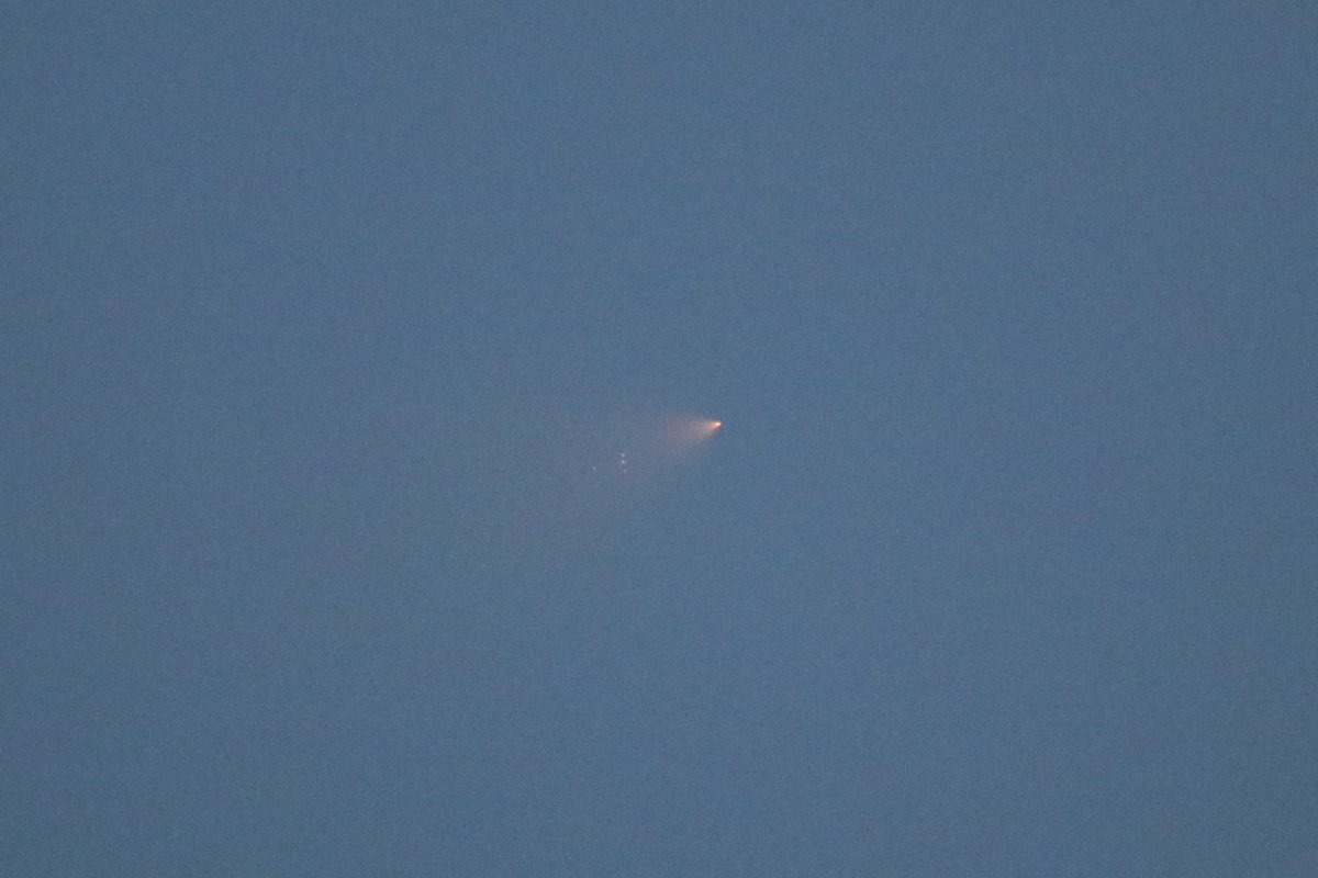 GStephenson_Wx's tweet photo. Shots of Tuesday evening's Antares rocket launch out of Virginia... Even hundreds of miles away, the rocket was visible to the unaided eye. I got these shots from the TV station parking lot. #SpectrumNews1 #ncwx #Antares #ISS #SCENCE https://t.co/lwfdWLpuET