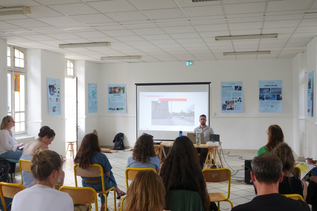 I am grateful for the opportunity to present my PhD research and connect with outstanding people from numerous universities. It was an enriching experience!

#sound
#research
#phd
#sonicarts
<a href="/SARC/">SARC</a>
<a href="/QUBScholarships/">QUB Scholarships & Awards</a>