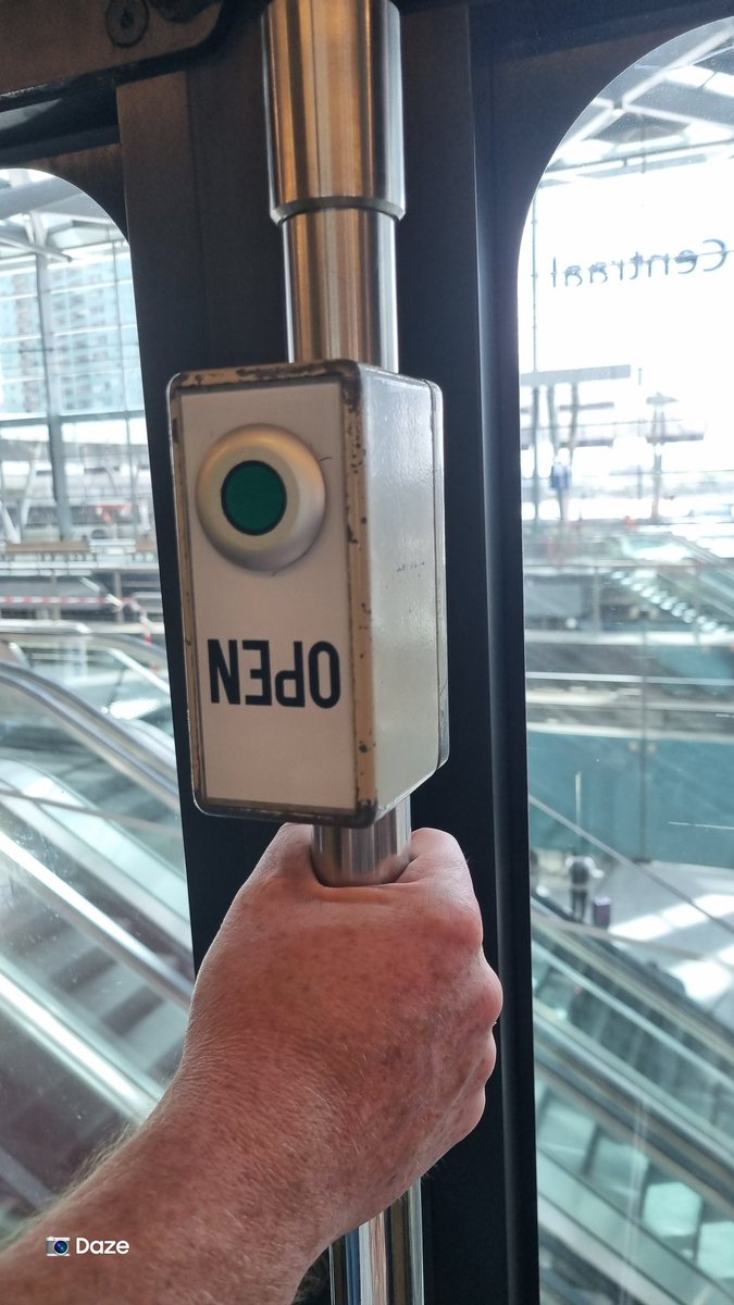 daze70's tweet image. #upsidedown