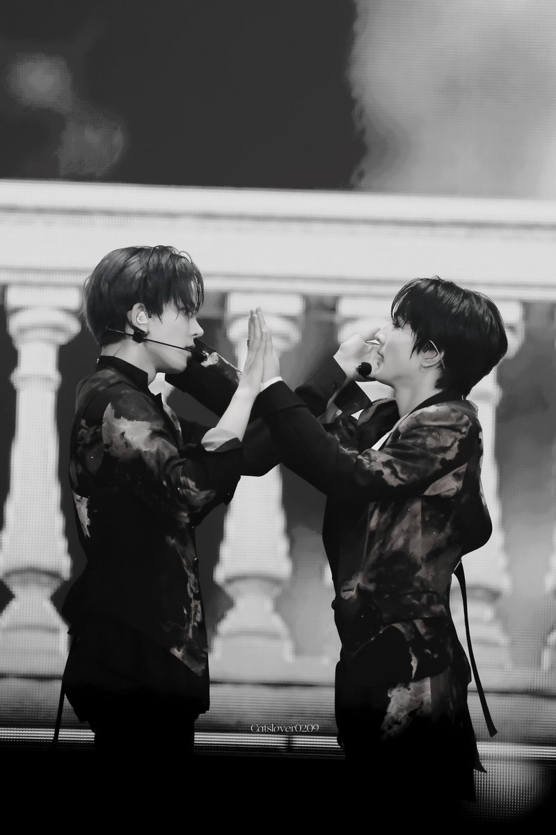 catslover0209's tweet image. 230730 ▪️◻️
《criminal love》
-
#ENHYPEN #FATE_IN_SEOUL #ENHYPEN_JUNGWON #HEESEUNG
#엔하이픈 #정원 #희승