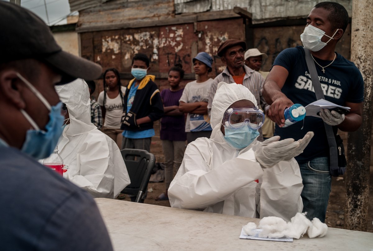 World Bank Health (@wbg_health) on Twitter photo The economic costs of failing to protect health care workers during the COVID-19 pandemic are staggering!
Learn about the major systems failure and key takeaways from the joint <a href="/WorldBank/">World Bank</a> & @ResolveToSave study in our expert blog. #InvestInHealth wrld.bg/qLRX50Pl6z7 The economic costs of failing to protect health care workers during the COVID-19 pandemic are staggering!
Learn about the major systems failure and key takeaways from the joint <a href="/WorldBank/">World Bank</a> & @ResolveToSave study in our expert blog. #InvestInHealth wrld.bg/qLRX50Pl6z7