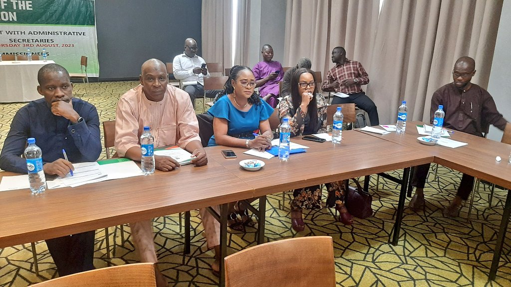 inecnigeria's tweet photo. Rotimi Oyekanmi, Chief Press Secretary (CPS) to the Chairman of INEC, outlines the goals and anticipated outcomes of the ongoing 2023 Post Election Review with Media Executives.
#PostElectionReview https://t.co/wPu7h6E8AR
